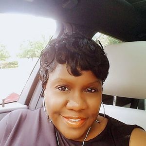 Meet your Posher, Alisha